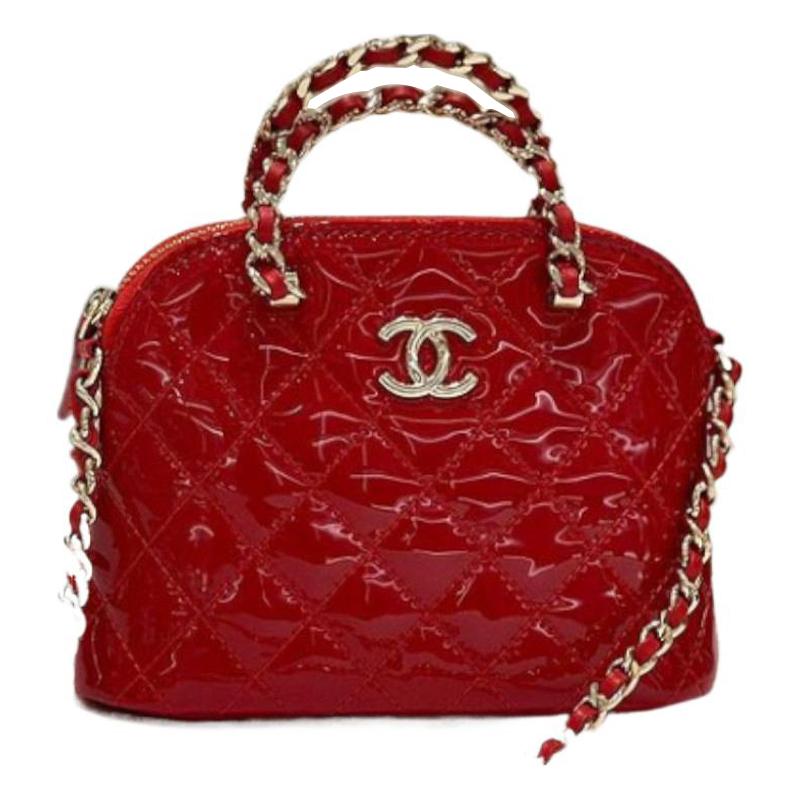 https://d2cva83hdk3bwc.cloudfront.net/AP3354-B10839-NN557-chanel-patent-leather-calfskin-one-shoulder-crossbody-portable-clutch-regular-women-s-rogue-red-1.jpg
