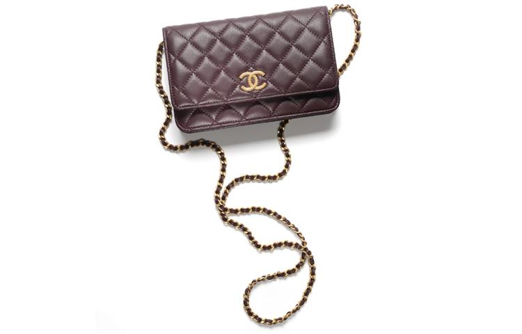 https://d2cva83hdk3bwc.cloudfront.net/AP3405-B12929-NO207-chanel-crossbody-bags-1.jpg