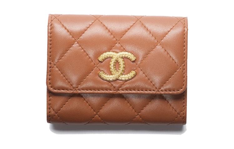 https://d2cva83hdk3bwc.cloudfront.net/AP3410-B12929-NO205-chanel-sheepskin-mouth-cover-card-holder-wallet-women-s-light-brown-1.jpg