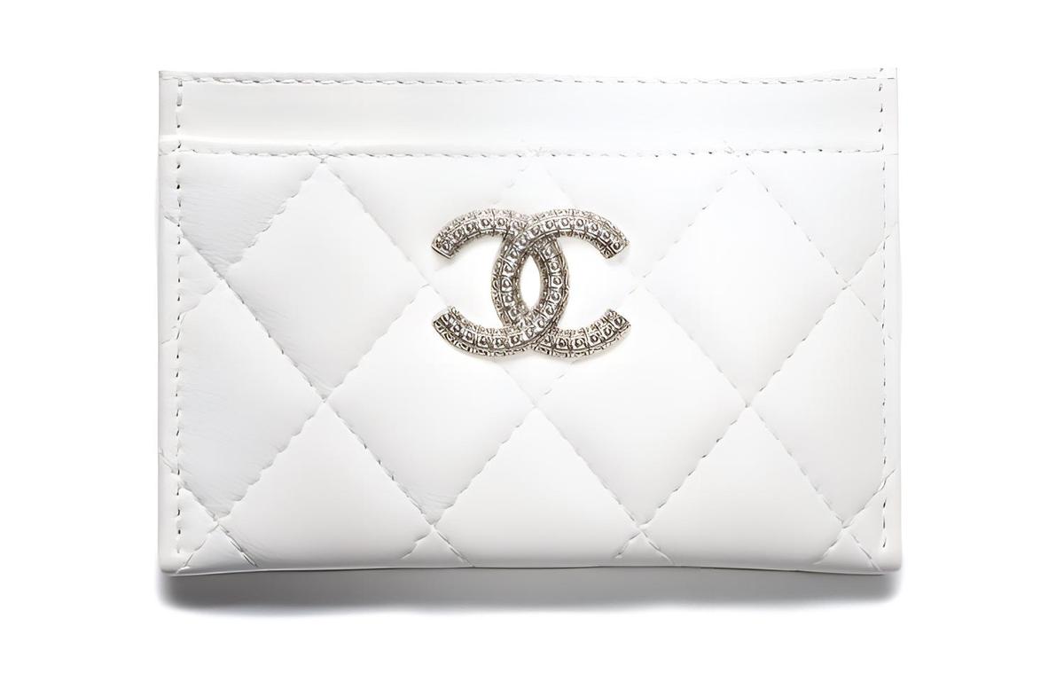 https://d2cva83hdk3bwc.cloudfront.net/AP3462-B12957-10601-chanel-lambskin-wallets-card-holders-women-s-white-1.jpg