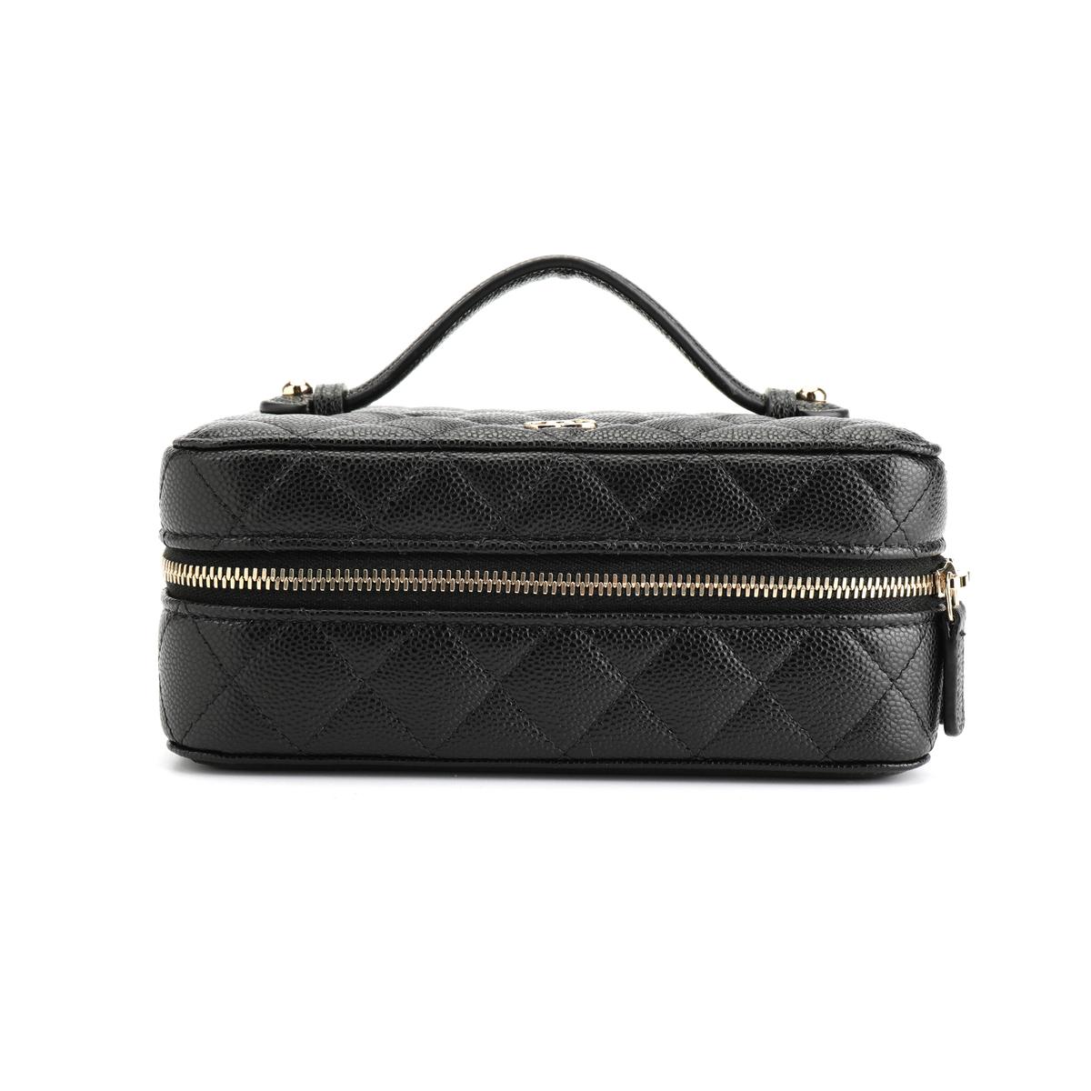 https://d2cva83hdk3bwc.cloudfront.net/AP3685-B10583-94305-chanel-leather-makeup-bag-women-s-black-1.jpg
