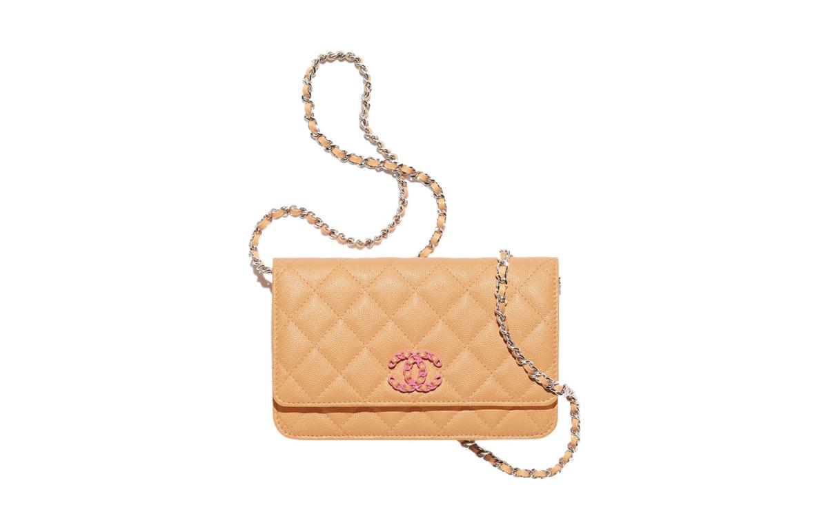 https://d2cva83hdk3bwc.cloudfront.net/AP3709-B14928-NS838-chanel-embossed-calfskin-with-grains-shoulder-bag-crossbody-bag-wallet-regular-women-s-orange-1.jpg
