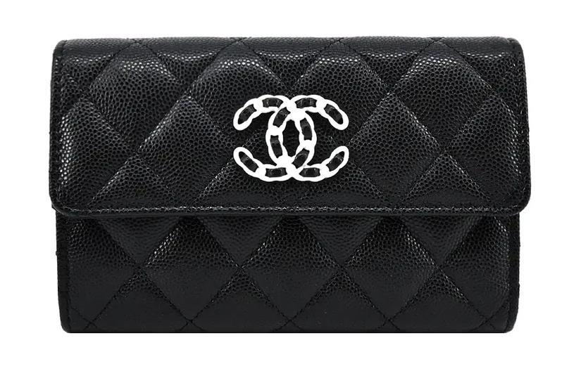 https://d2cva83hdk3bwc.cloudfront.net/AP3714-B14928-94305-chanel-calfskin-wallet-women-s-black-1.jpg