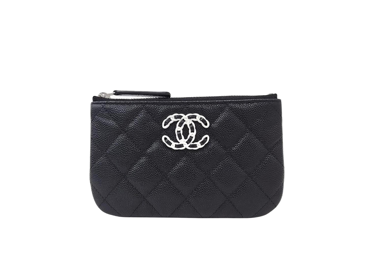 https://d2cva83hdk3bwc.cloudfront.net/AP3720-B14928-NS842-chanel-mini-clutch-in-black-caviar-with-silver-hardware-1.jpg