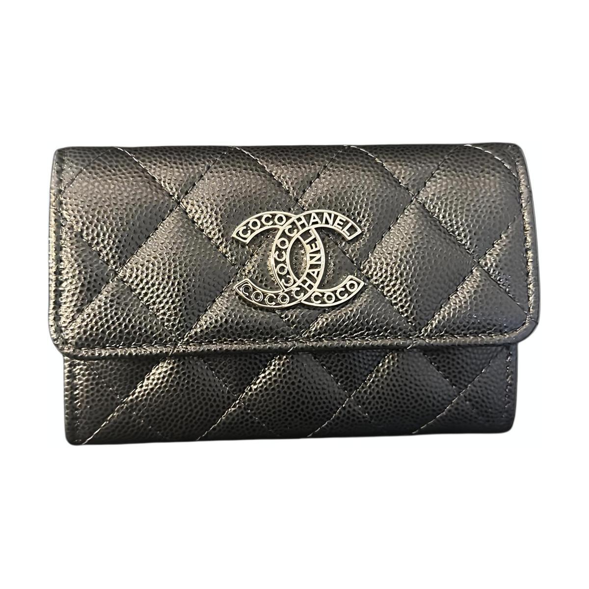 https://d2cva83hdk3bwc.cloudfront.net/AP3831-B15620-94305-chanel-leather-coin-purses-card-holders-women-s-black-1.jpg