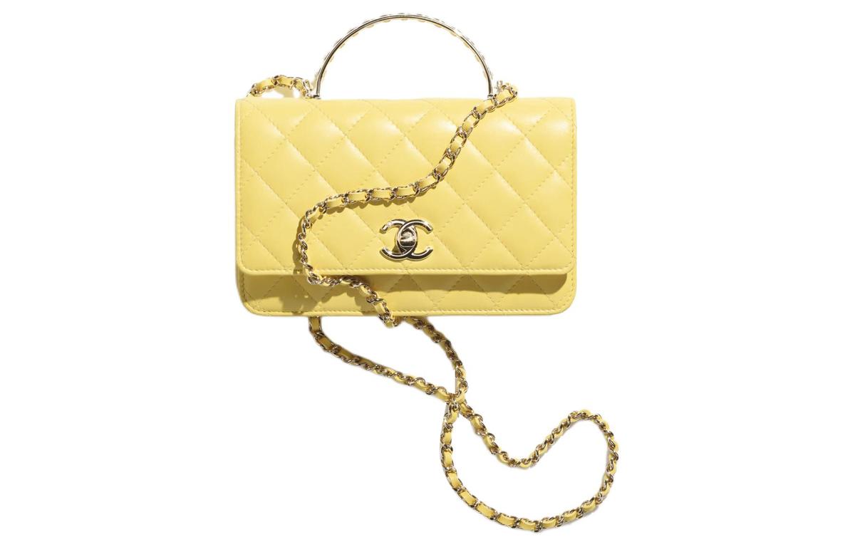https://d2cva83hdk3bwc.cloudfront.net/AP3952-B16269-NW779-chanel-lambskin-shoulder-bag-crossbody-bag-handbag-women-s-yellow-1.jpg