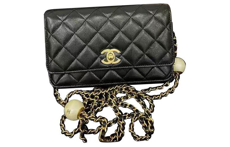 https://d2cva83hdk3bwc.cloudfront.net/AP3964-B16719-94305-chanel-sheepskin-woc-bag-shoulder-bag-crossbody-bag-women-s-black-1.jpg