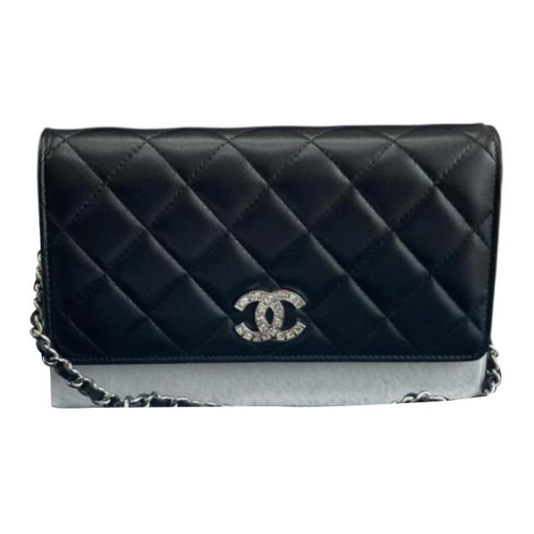 https://d2cva83hdk3bwc.cloudfront.net/AP3984-B16265-94305-chanel-woc-sheepskin-handheld-shoulder-bag-crossbody-bag-unisex-black-silver-1.jpg