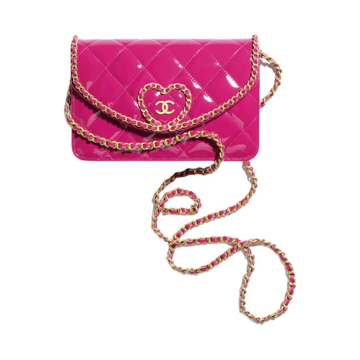 https://d2cva83hdk3bwc.cloudfront.net/AP4013-B16882-NY567-chanel-calfskin-patent-leather-shoulder-bag-crossbody-bag-wallet-women-s-peach-pink-1.jpg