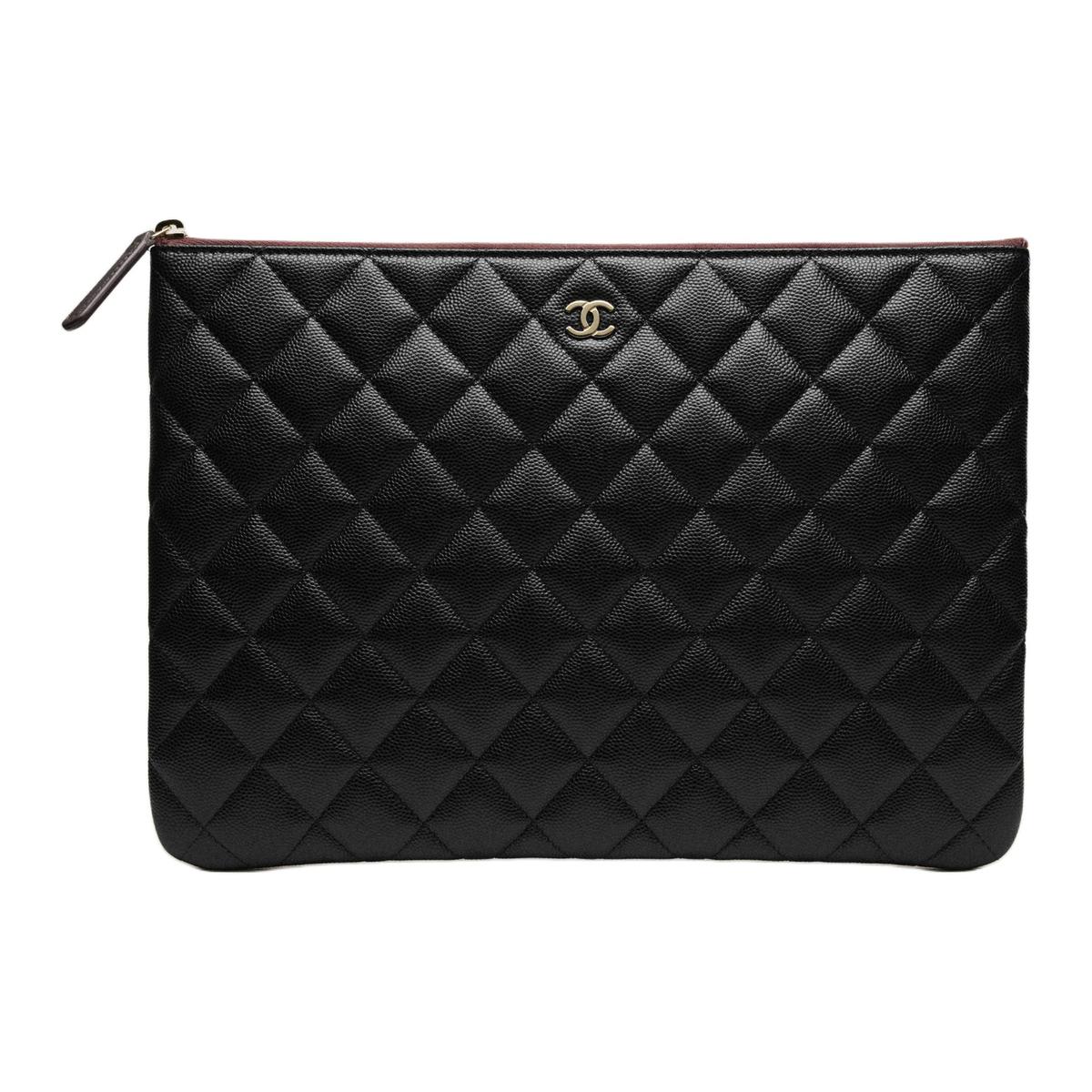 https://d2cva83hdk3bwc.cloudfront.net/AP4021-Y33352-C3906-chanel-cow-leather-clutch-women-s-black-1.jpg