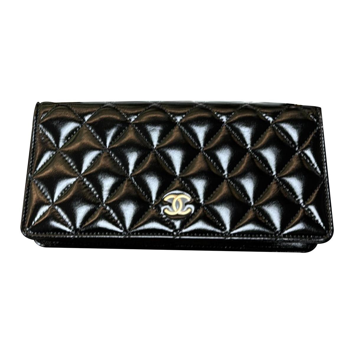 https://d2cva83hdk3bwc.cloudfront.net/AP4057-B16936-94305-chanel-woc-lambskin-crossbody-bag-shoulder-bag-mini-women-s-black-1.jpg