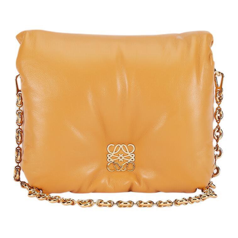 https://d2cva83hdk3bwc.cloudfront.net/AP40P41X013150-loewe-goya-puffer-chained-shoulder-bag-1.jpg