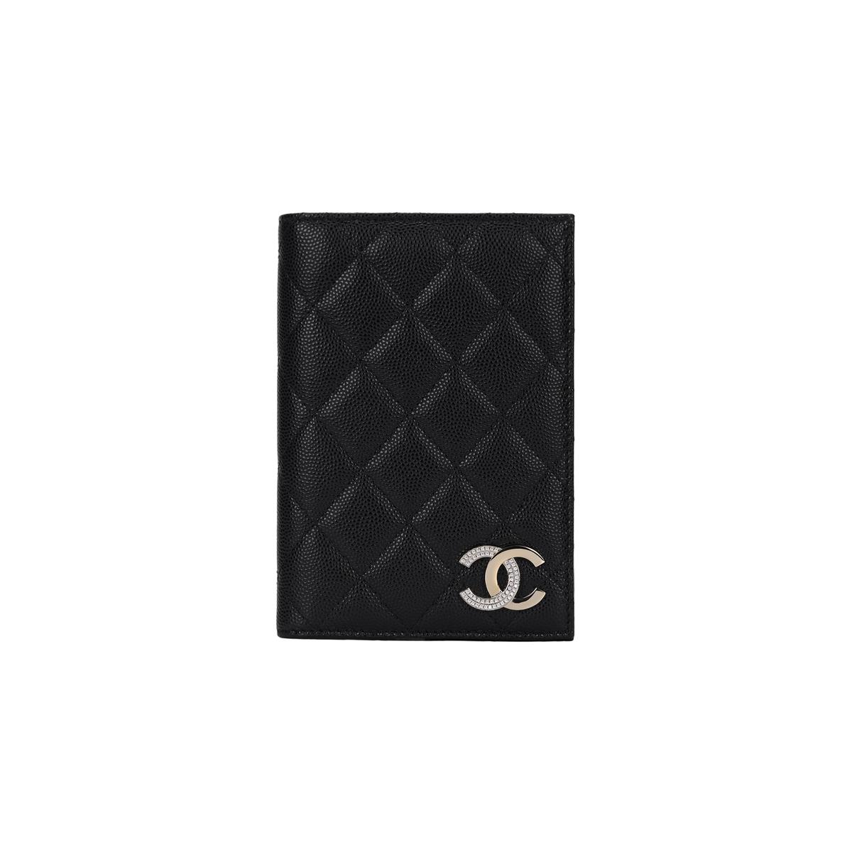 https://d2cva83hdk3bwc.cloudfront.net/AP4182-B17697-94305-chanel-cow-leather-passport-clip-money-clip-card-holder-regular-women-s-black-1.jpg