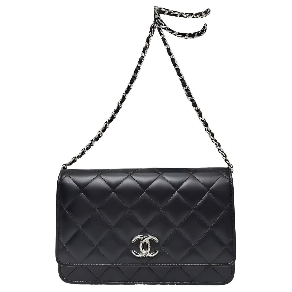 https://d2cva83hdk3bwc.cloudfront.net/AP4191-B17694-94305-chanel-leather-shoulder-bag-crossbody-bag-regular-women-s-black-1.jpg