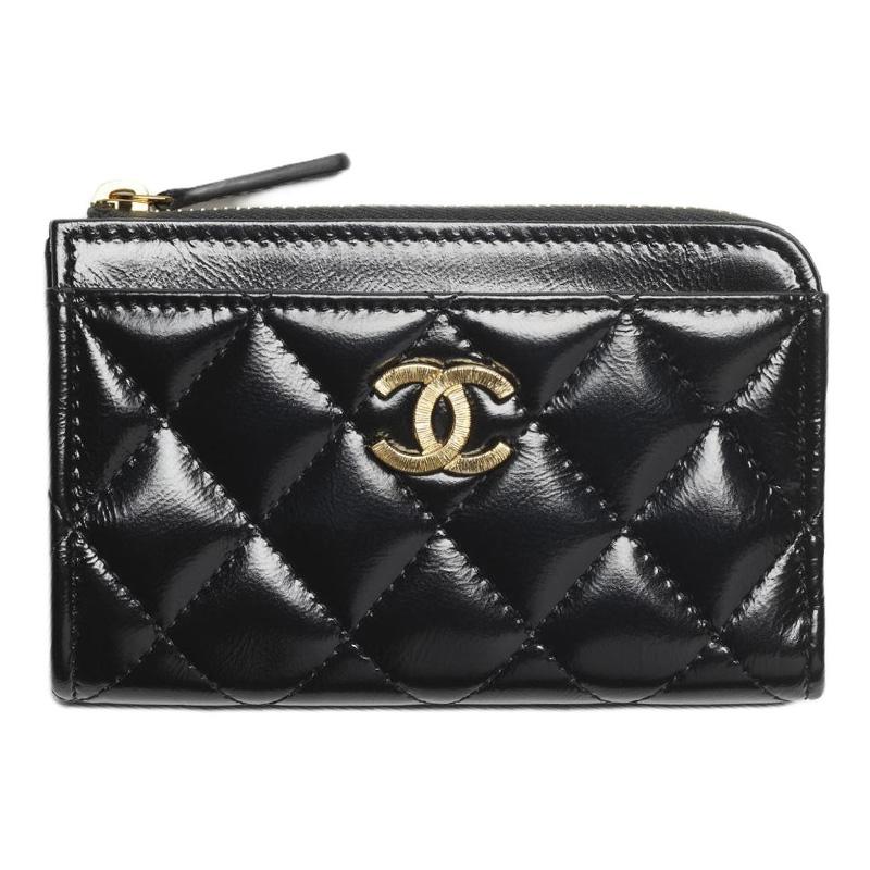 https://d2cva83hdk3bwc.cloudfront.net/AP4265-B18218-94305-chanel-bright-lambskin-wallet-card-holder-women-s-black-1.jpg
