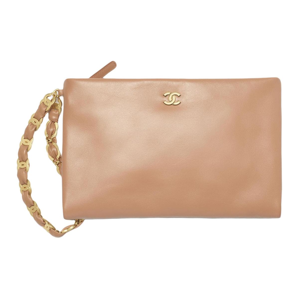 https://d2cva83hdk3bwc.cloudfront.net/AP4281-B18230-NB356-chanel-sheepskin-clutch-women-s-camel-1.jpg
