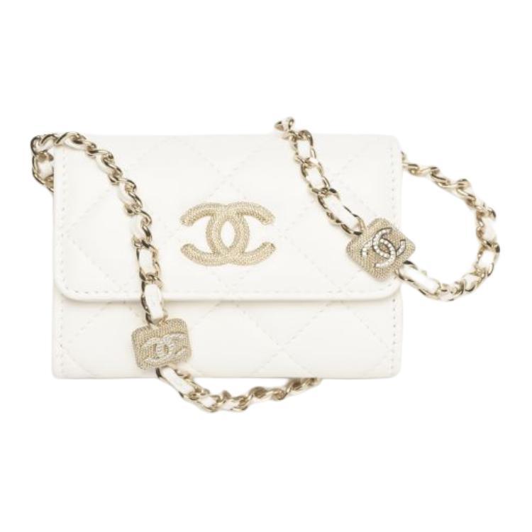 https://d2cva83hdk3bwc.cloudfront.net/AP4316-B18216-10601-chanel-sheepskin-crossbody-bag-shoulder-bag-women-s-white-1.jpg