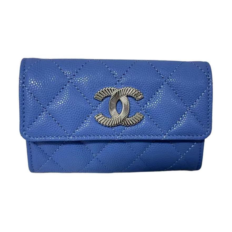 https://d2cva83hdk3bwc.cloudfront.net/AP4333-B18713-NAAUG-chanel-leather-wallet-women-s-blue-1.jpg