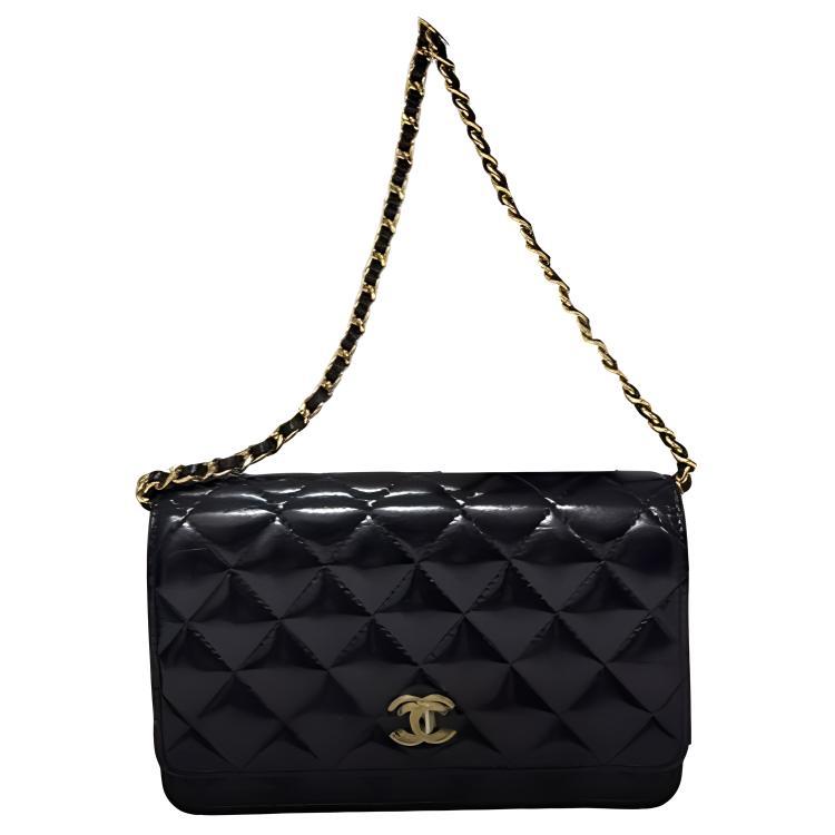 https://d2cva83hdk3bwc.cloudfront.net/AP4371-B18819-94305-chanel-leather-shoulder-bag-crossbody-bag-women-s-black-1.jpg