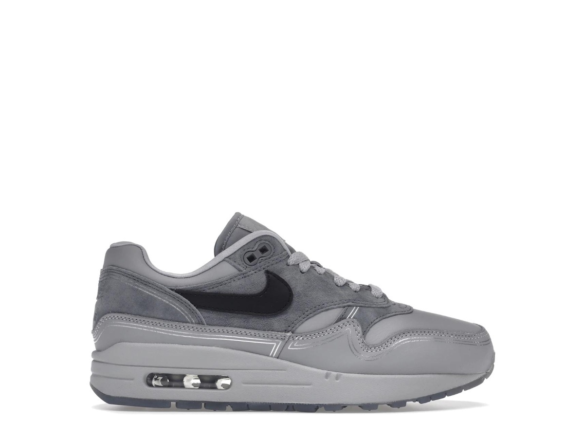 https://d2cva83hdk3bwc.cloudfront.net/AV3735-001-nike-air-max-1-pompidou-center-night-1.jpg