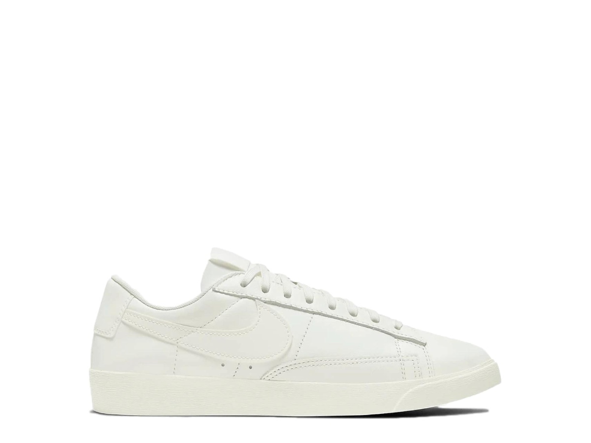 https://d2cva83hdk3bwc.cloudfront.net/AV9370-120-nike-blazer-low-le-sail-leather-women-s--1.jpg