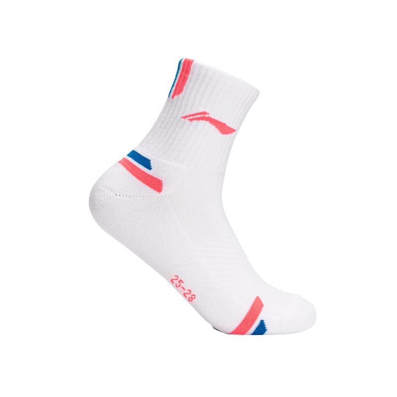 https://d2cva83hdk3bwc.cloudfront.net/AWST383-1-lining-badminton-equipment-1.jpg