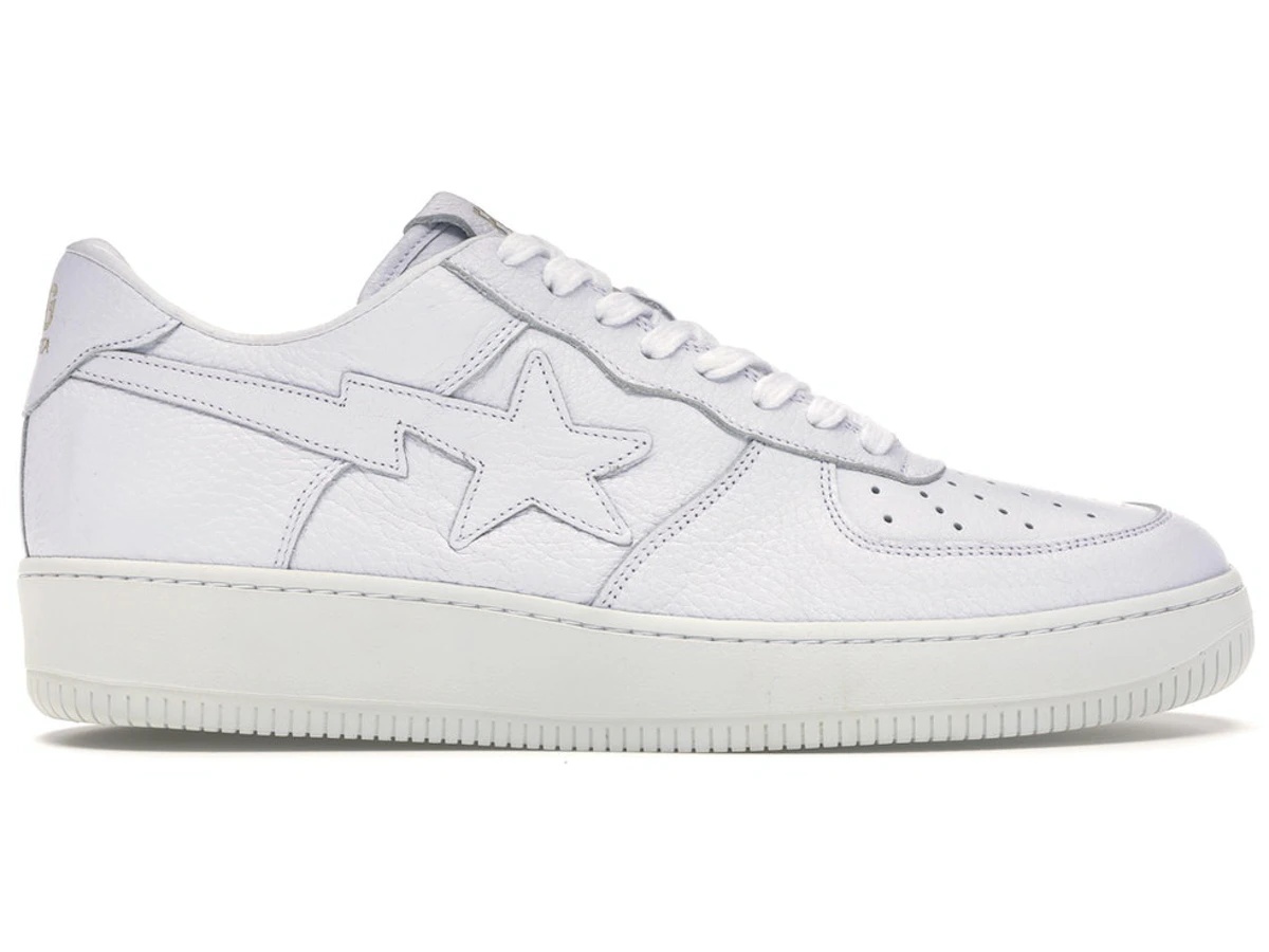 https://d2cva83hdk3bwc.cloudfront.net/BA1000-101-a-bathing-ape-bape-sta-low-ronnie-fieg-fiegsta-white-1.jpg