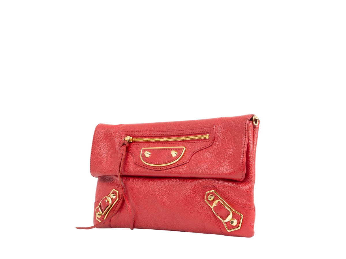 https://d2cva83hdk3bwc.cloudfront.net/BALEN-CLTBBMCELRCIRLWGTHXH4A-balenciaga-motocross-classic-envelope-lambskin-red-clutch-in-red-lambskin-with-gold-tone-hardware-2.jpg