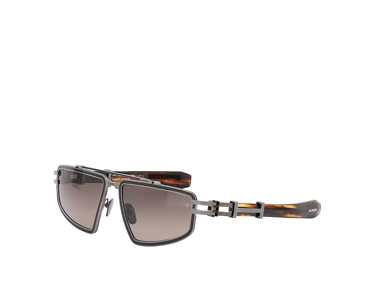 https://d2cva83hdk3bwc.cloudfront.net/BPS139B59-balmain-titan-sunglassesmixed--2.jpg