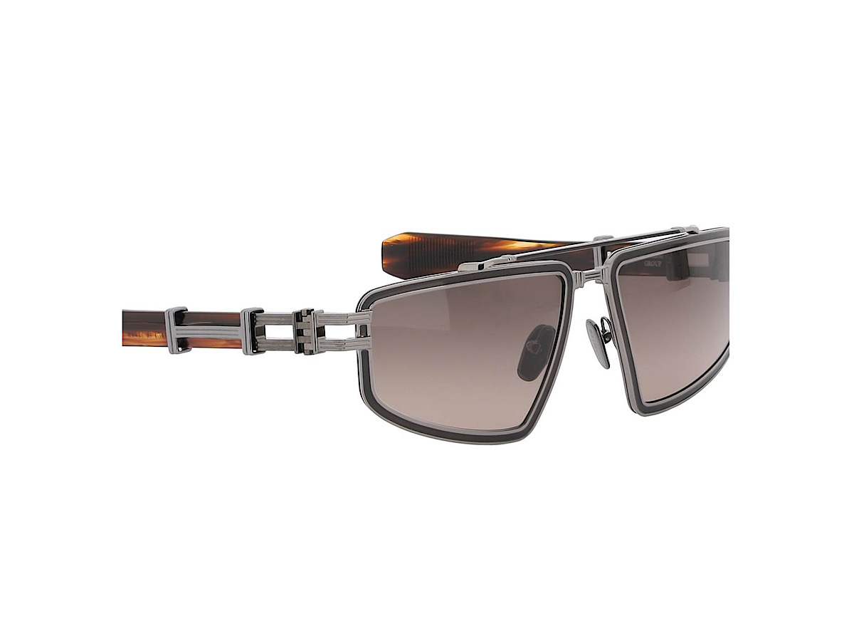 https://d2cva83hdk3bwc.cloudfront.net/BPS139B59-balmain-titan-sunglassesmixed--3.jpg
