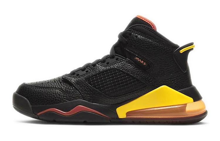 https://d2cva83hdk3bwc.cloudfront.net/BQ6508-009-jordan-mars-270-black-amarillo-gs-1.jpg