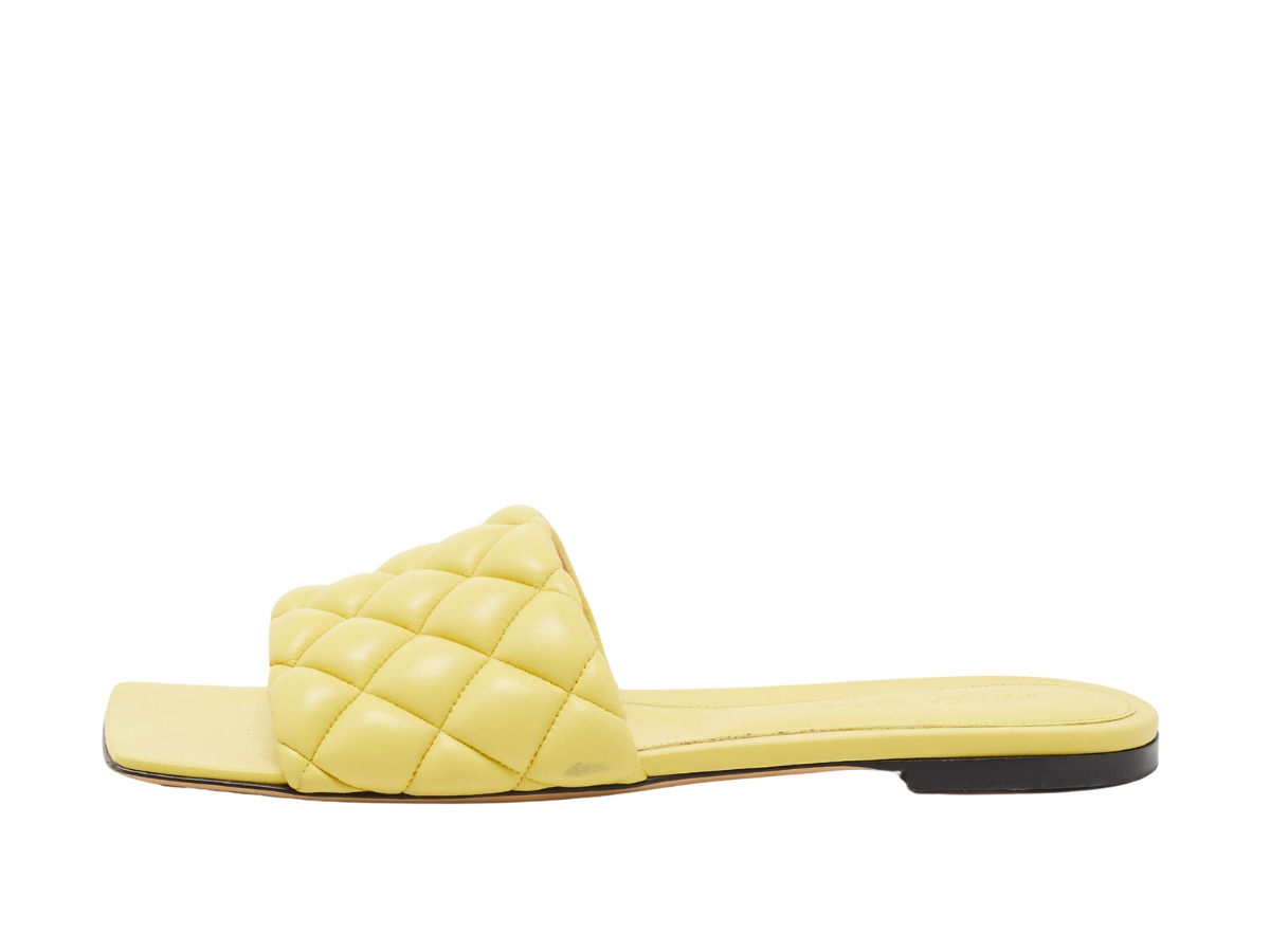 https://d2cva83hdk3bwc.cloudfront.net/BV-SDSBVLFSYR6ZQ-bottega-veneta-lido-flat-slides-yellow-2.jpg