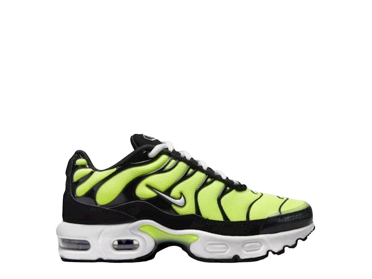 air max plus black and lime green