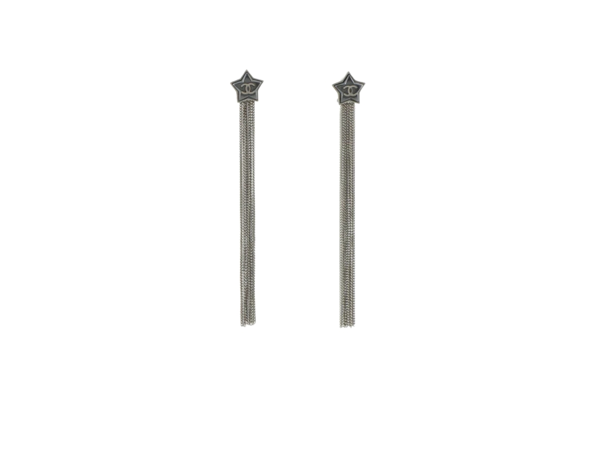 https://d2cva83hdk3bwc.cloudfront.net/CHL-ERACACCMSE1CEIMWSHR13Y-chanel-a17b-cc-coma-mark-star-estrela-10-chain-earrings-in-metal-with-silver-hardawre-1.jpg