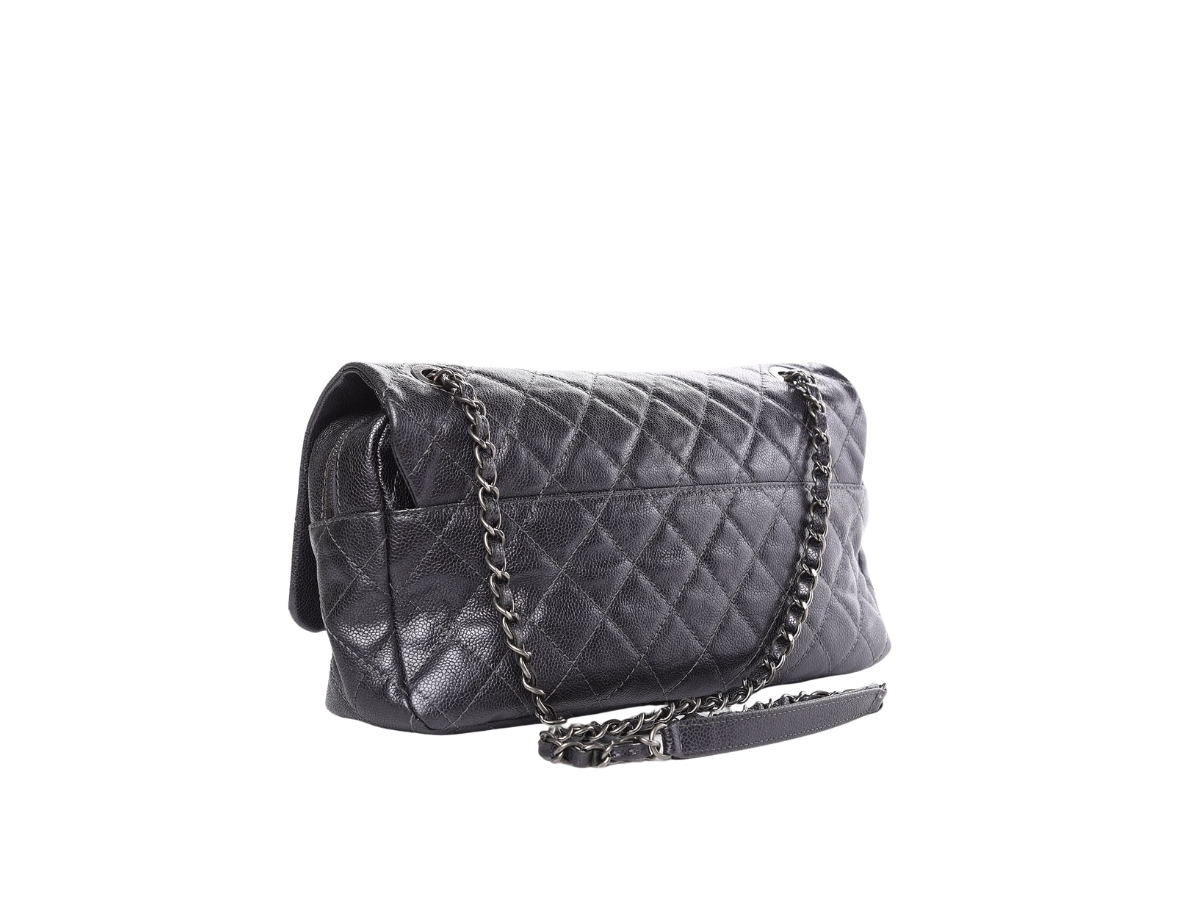 https://d2cva83hdk3bwc.cloudfront.net/CHL-TBBCICQLCFGPLET-chanel-iridescent-caviar-quilted-large-chic-flap-grey-2.jpg