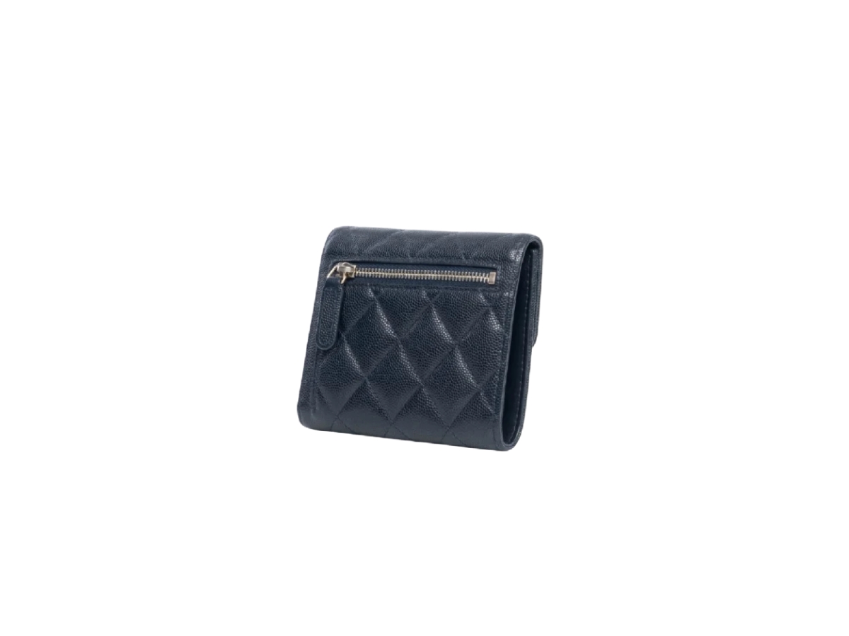https://d2cva83hdk3bwc.cloudfront.net/CHL-WLBCTWSNCGNQXWK-chanel-trifold-wallet-short-navy-caviar-ghw-navy-2.jpg