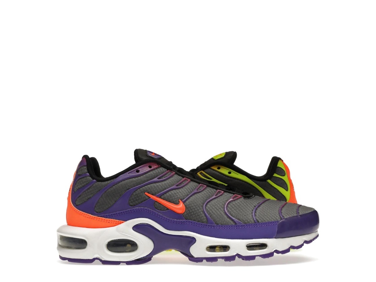 air max plus color flip black