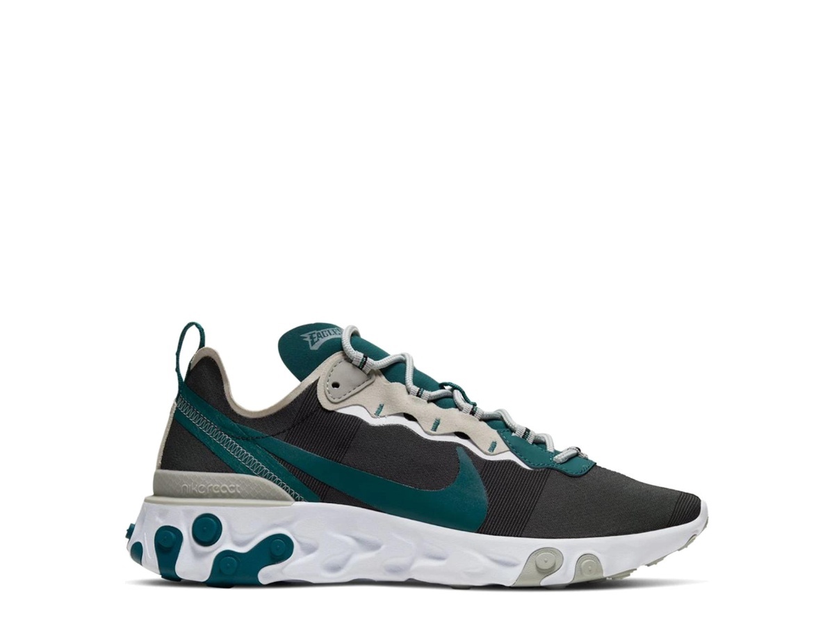 nike react eagles