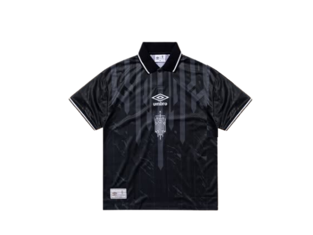 https://d2cva83hdk3bwc.cloudfront.net/CNV-KWACXUCJSB5XIT-carnival-x-umbro-cocktail-jersey-shirt-black-2.jpg