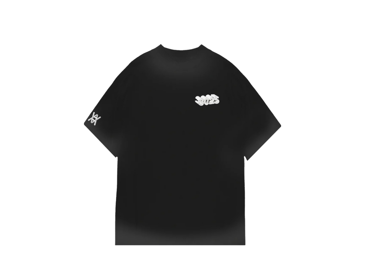 https://d2cva83hdk3bwc.cloudfront.net/DA-TSADACLTBZMUJ-daniel-arsham-complexcon-logo-tee-black-2.jpg