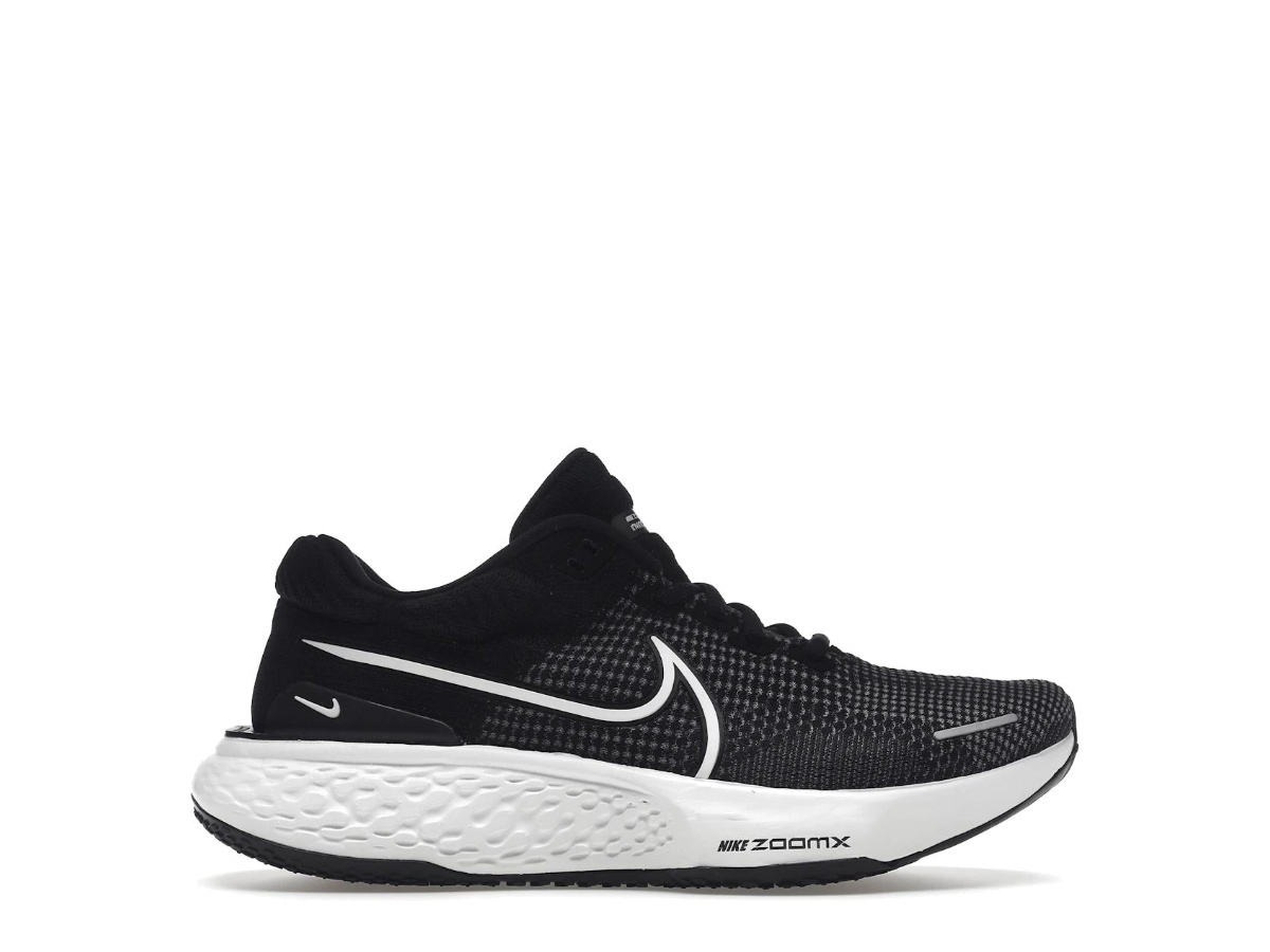 https://d2cva83hdk3bwc.cloudfront.net/DH5425-001-nike-zoomx-invincible-run-flyknit-2-black-white-1.jpg