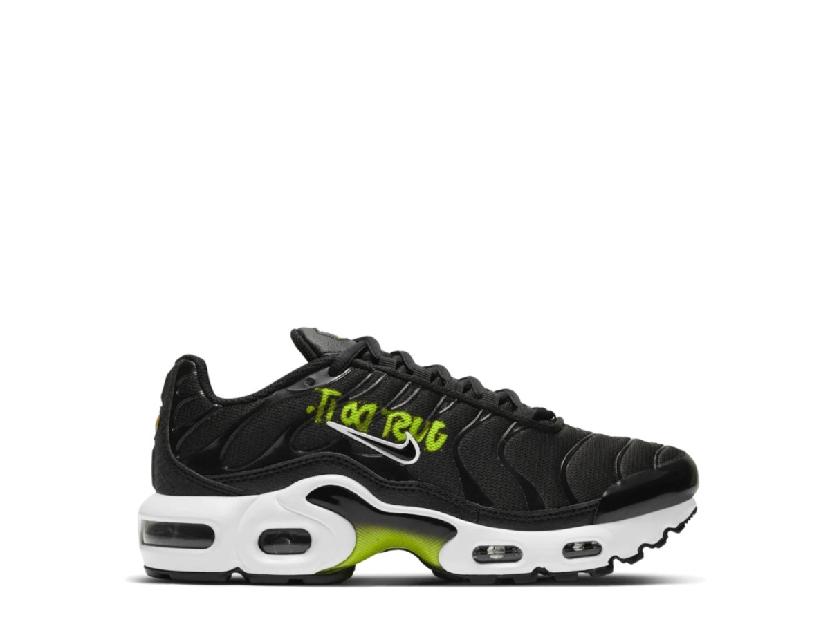 airmax plus black volt