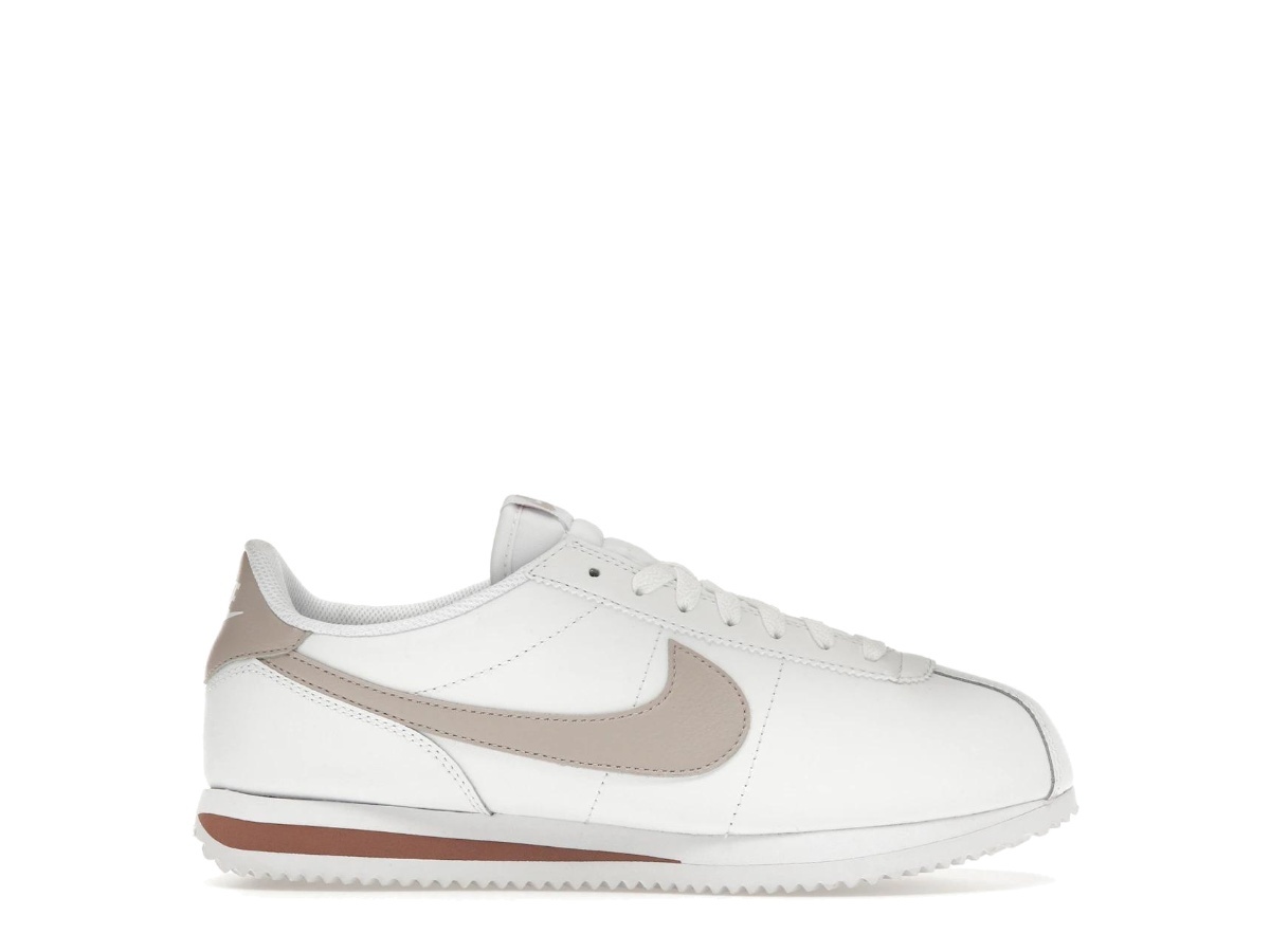 https://d2cva83hdk3bwc.cloudfront.net/DN1791-105-nike-cortez-white-platinum-violet-women-s--1.jpg