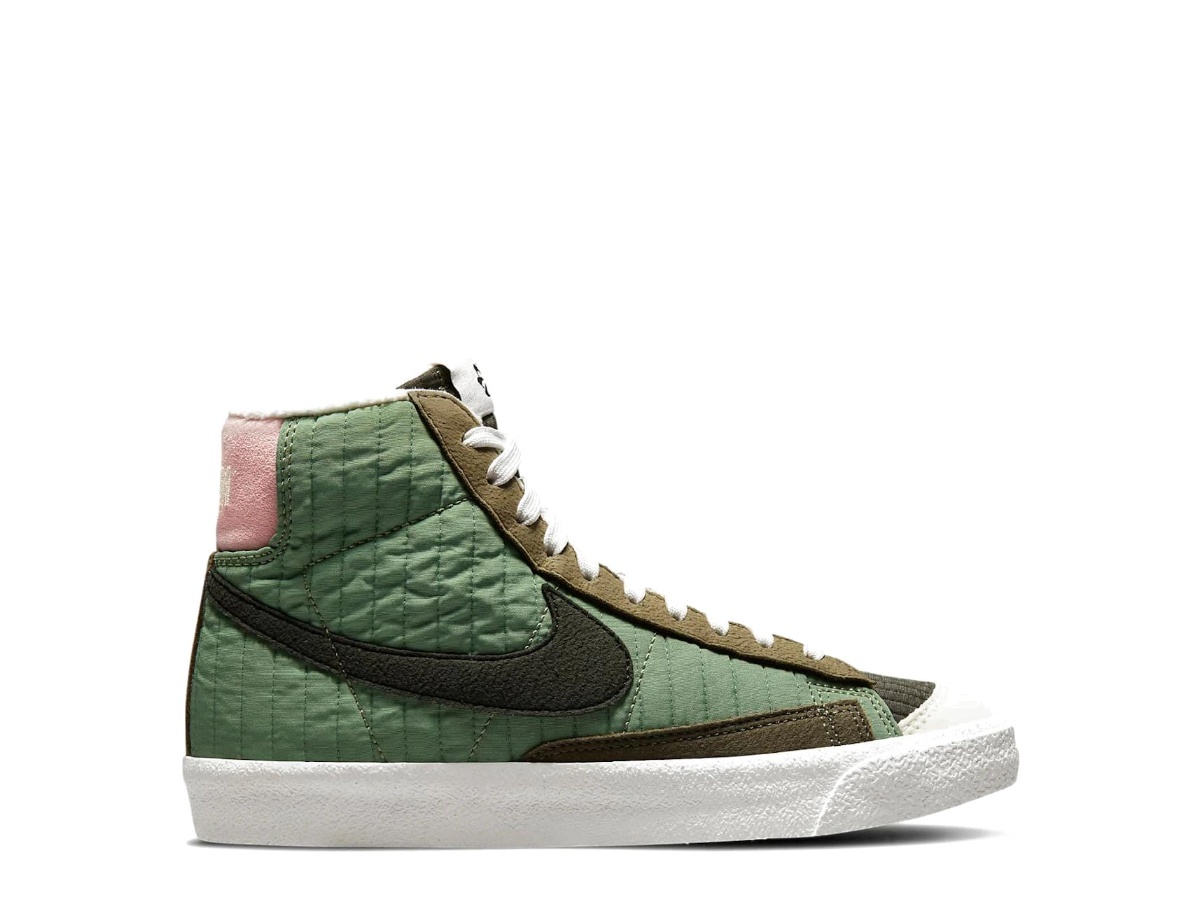 https://d2cva83hdk3bwc.cloudfront.net/DO5216-331-nike-blazer-mid-77-premium-toasty-sequoia-quilted-gs--1.jpg