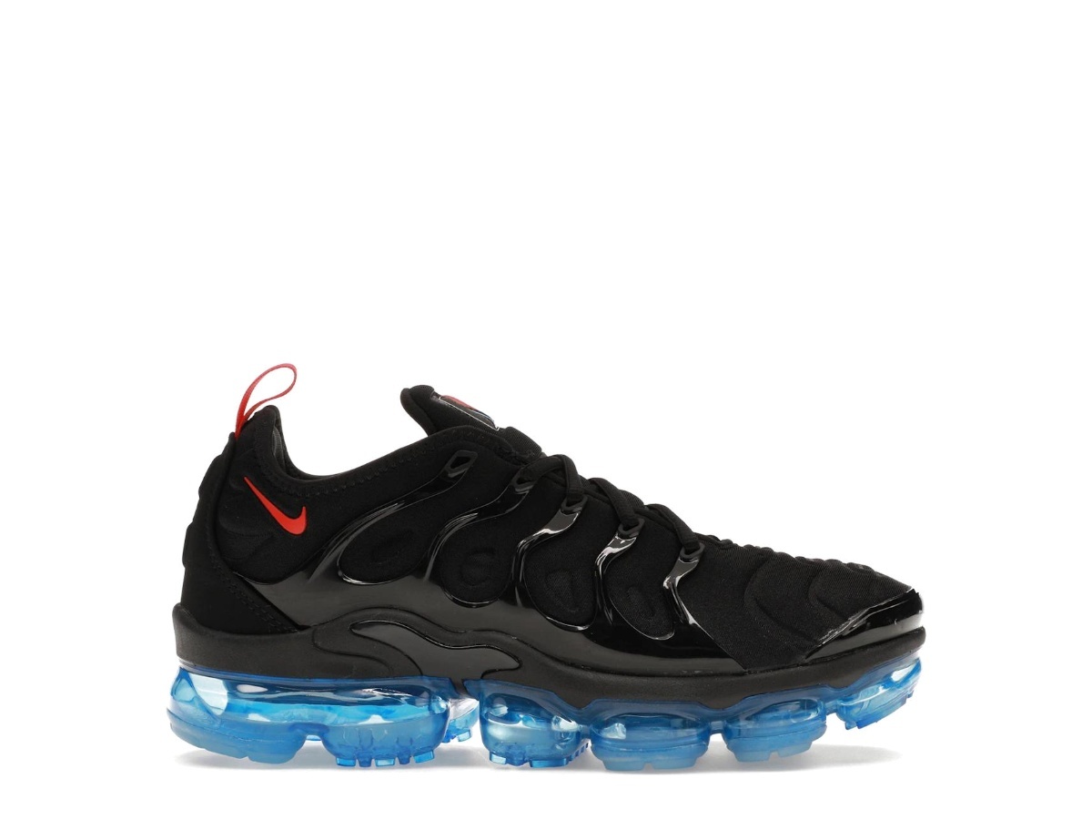 https://d2cva83hdk3bwc.cloudfront.net/DQ7626-001-nike-vapormax-plus-black-red-blue-1.jpg