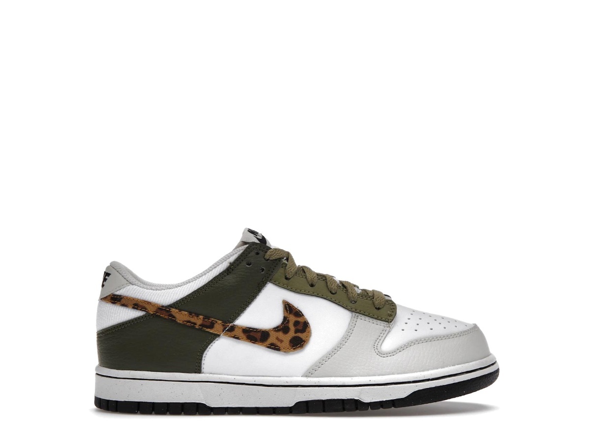 https://d2cva83hdk3bwc.cloudfront.net/DX9282-100-nike-dunk-low-olive-leopard-gs--1.jpg