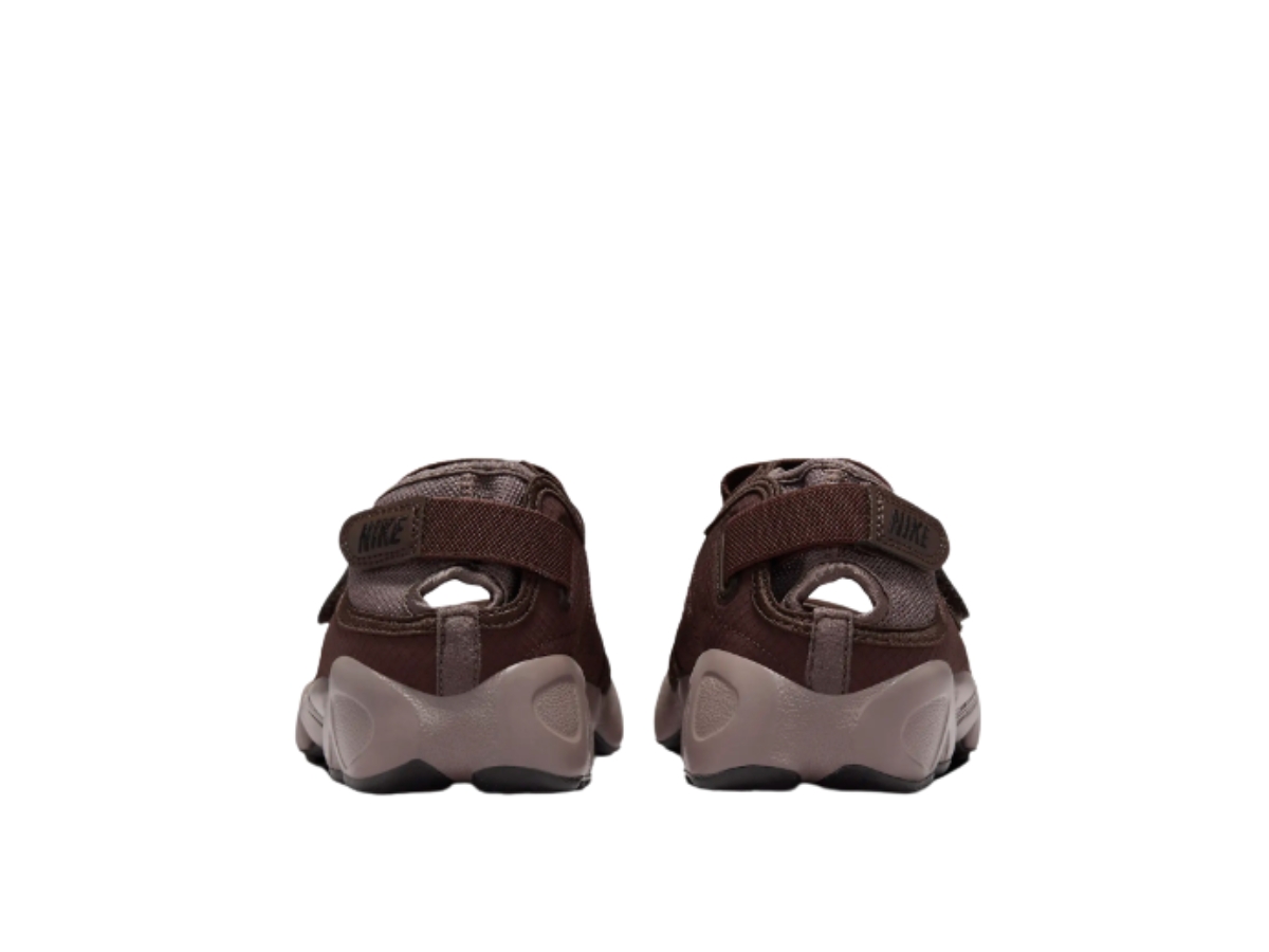 https://d2cva83hdk3bwc.cloudfront.net/FN6740-200-nike-air-rift-baroque-brown-black-and-orewood-brown-w-5.jpg