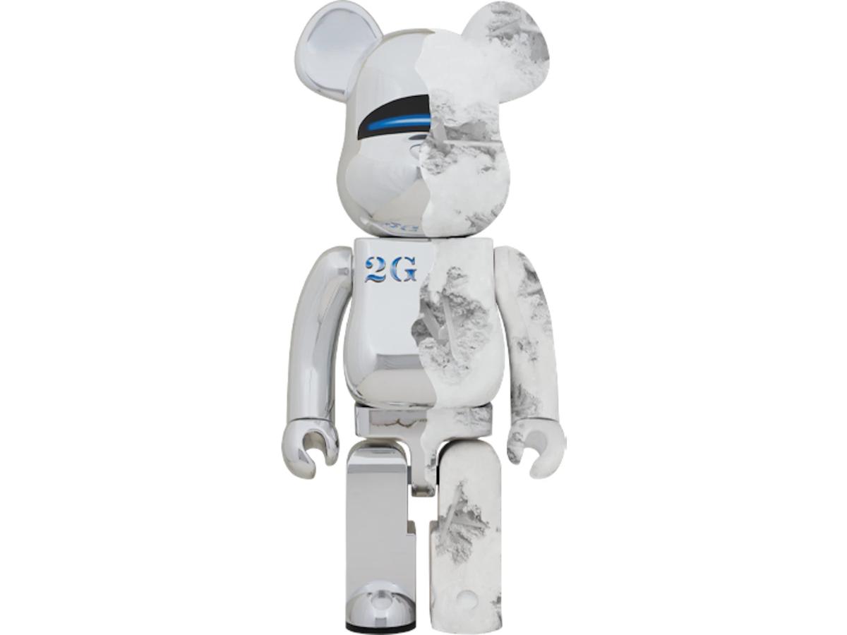 https://d2cva83hdk3bwc.cloudfront.net/G-BEA-1101435-bearbrick-sorayama-x-daniel-arsham-1000-silver-1.jpg