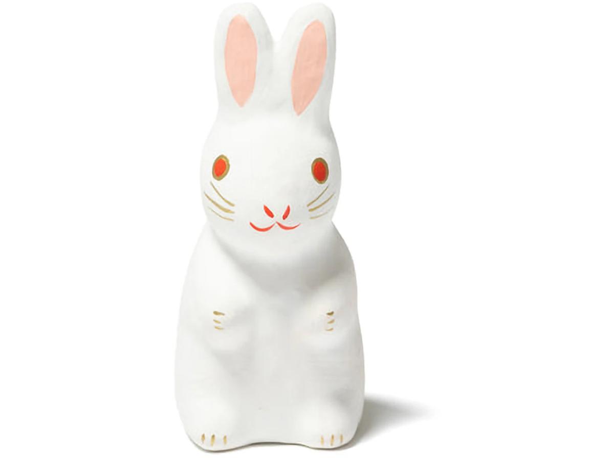 https://d2cva83hdk3bwc.cloudfront.net/G-HUM-548E6FA-human-made-rabbit-hariko-small-figure-white-1.jpg