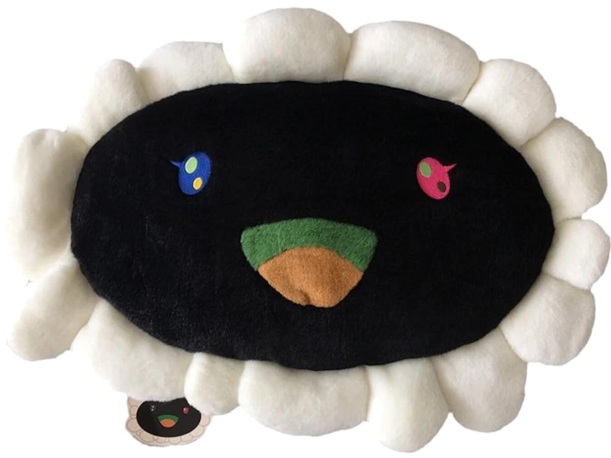 https://d2cva83hdk3bwc.cloudfront.net/G-TAK-81BB3AB-takashi-murakami-downy-flower-plush-black-white-1.jpg